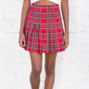 NWOT Brandy Melville Red Plaid Pleated Dana Skirt